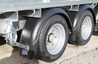 mudguards-fitted-twin-axle